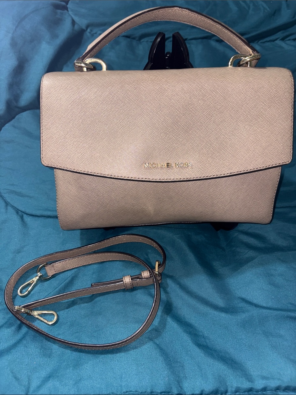NWT Michael Kors Ava Crossbody Bag - Beige Saffiano Leather Satchel + Free Dusty